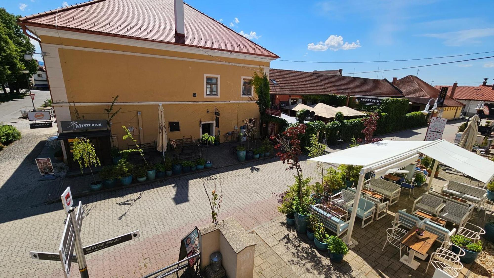 Apartmany V Zlatej Ulicke Bojnice Exteriör bild